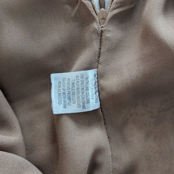 Allison Taylor Skirt Floral - Picture 2 of 3